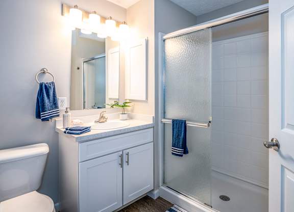 Turnberry Creek Bathroom