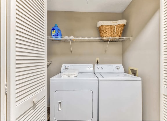 Patchen Oaks Apartments - Washer and Dryer
