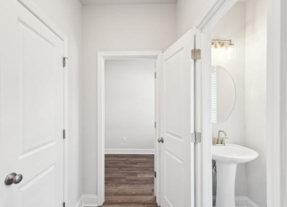 Half bathrom