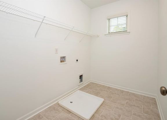 Full-Size Washer & Dryer Connections