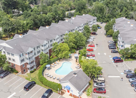 Carlton Oaks aerial exterior
