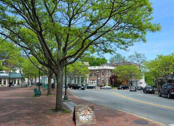 Short Distance to Downtown Amesbury
