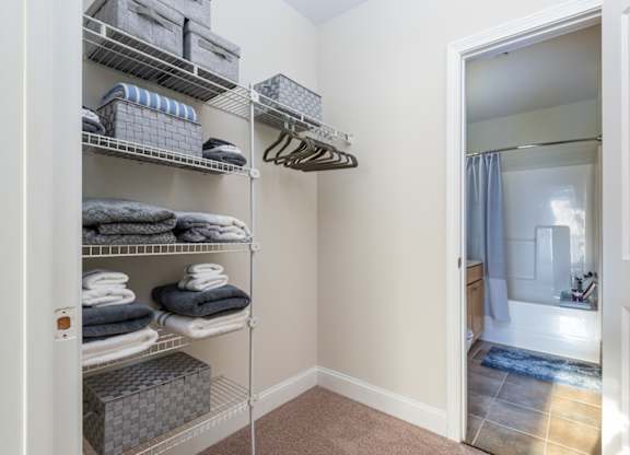 Closet Parkside Commons Apartments Chelsea, MA