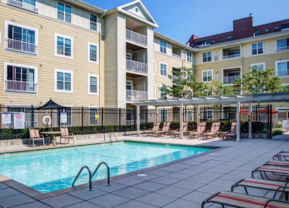Swimming Parkside Commons Apartments Chelsea, MA