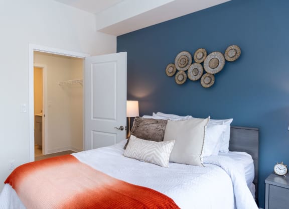 Station Square walk through closet