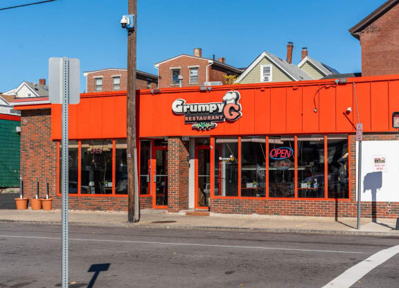 Grumpy G restaurant in Lawrence