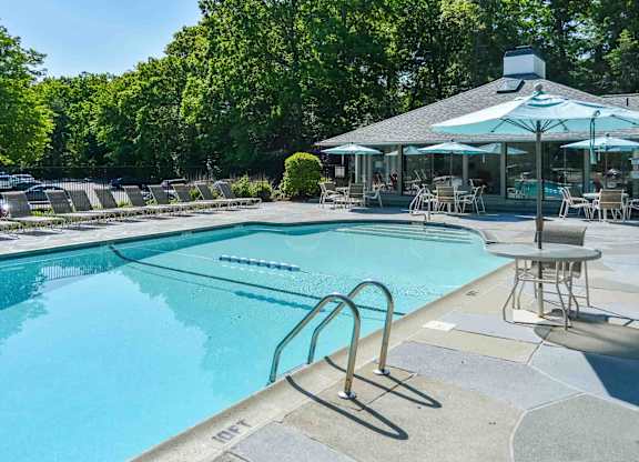 Pool at Weymouth Commons