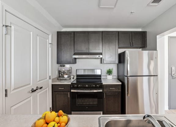Apartment Kitchen with Stainless Steel Appliances at Shoreline Grove Apartments in Branford, CT.