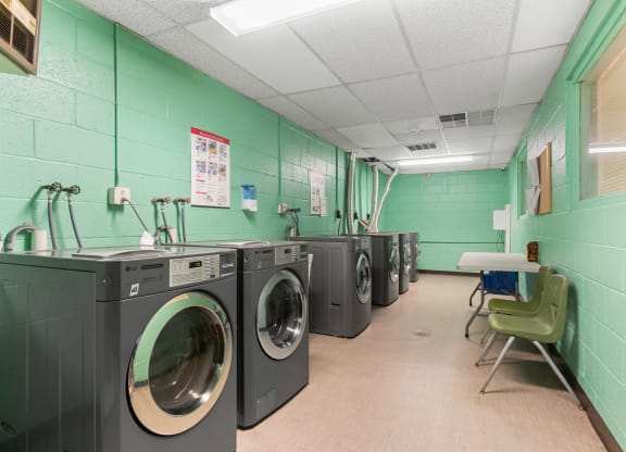 Community Laundry Suite at Huntingdon Village Hunker, PA.