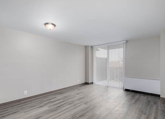 Empty Room at 800 Southern Avenue Apartment Homes, Washington, 20032