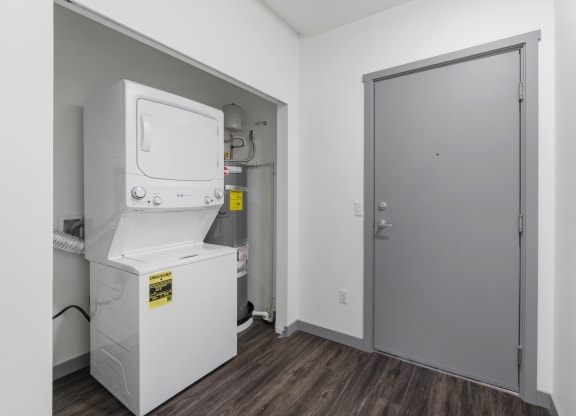 2 Bedroom Vaulted Ceilings