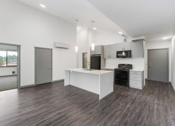 2 Bedroom Vaulted Ceilings