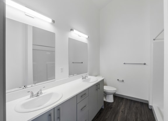 2 Bedroom Vaulted Ceilings