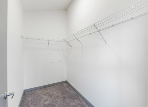 2 Bedroom Vaulted Ceilings