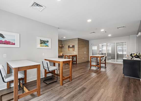 Valley and Bloom Apartments Business Center