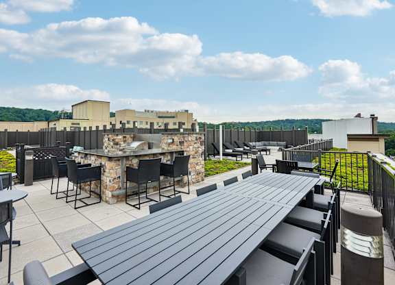 Valley and Bloom Apartments Rooftop Amenities