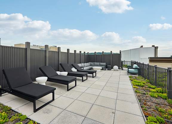 Valley and Bloom Apartments Rooftop Lounge Chairs
