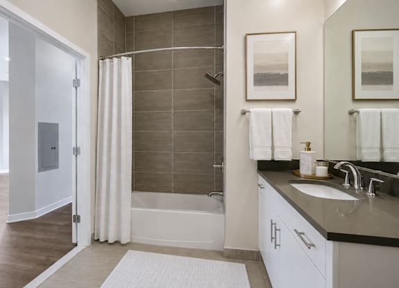 Valley and Bloom Apartments Montclair, NJ Bathroom