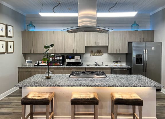 Grand Clubhouse Kitchen at The Met Apartment Homes, Hattiesburg, MS, 35402