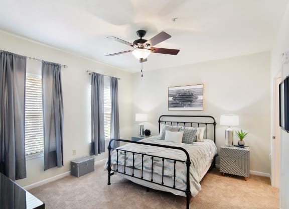 a view from above of a living room with a ceiling fan at Landing at Willow Bayou in Bossier City Louisiana