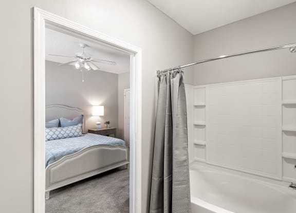 Spacious Bedrooms With En Suite Bathrooms at Lagniappe of Biloxi Apartment Homes, Biloxi, MS, Mississippi