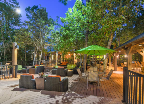 Spacious Patio With Sitting Arrangements at Lagniappe of Biloxi Apartment Homes, Biloxi, MS, 39532