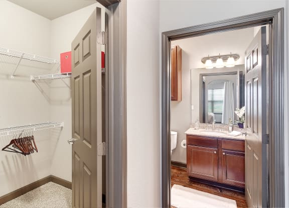 Bathroom and closet view at Kingston Crossing Apartment Homes, Louisiana  , 71111