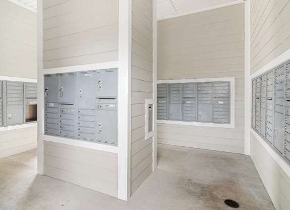 Locker room at Kingston Crossing Apartment Homes, Louisiana