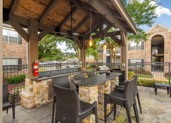 Outdoor lounge at Ashford Place Apartment Homes, Flowood, 39232