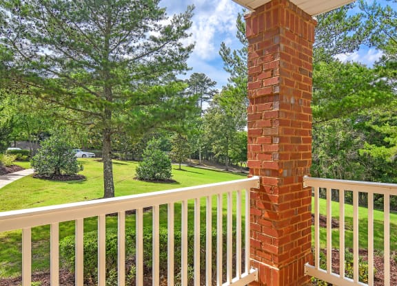 Outdoor patio/balcony at Legacy Apartments in Ridgeland, MS