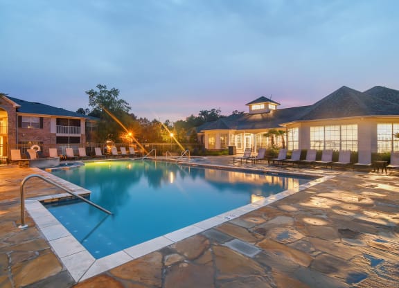 the swimming pool at the resort at governors residence at Ashford Place Apartment Homes, Flowood, MS