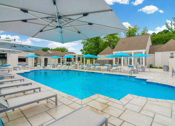 Pool With Sundecks at Cambridge Station Apartment Homes, Mississippi, 38655