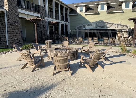 Outdoor Fire Pit at The Retreat Apartment Homes, Williston, North Dakota