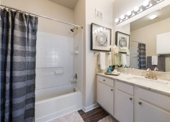 Large Bathroom at The Madison of Tyler Apartment Homes, Tyler