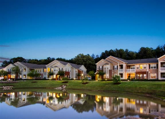 Luxurious Apartment Buildings at Carlton Park Apartment Homes, Mississippi, 39232