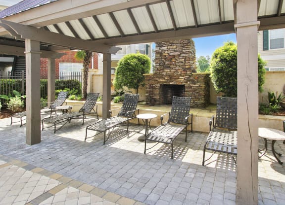 Resort Style Pool Furniture at Legacy Apartment Homes, Ridgeland, MS
