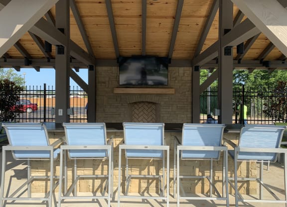 Outdoor Sitting Area with Fireplace at Canebrake Apartment Homes, Shreveport, Louisiana