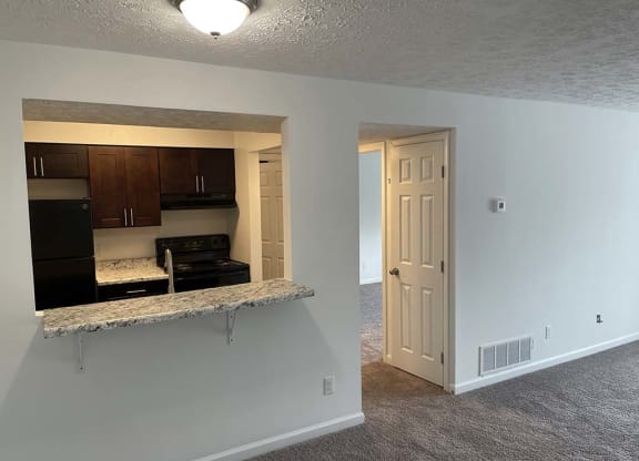 Dining room at Camelot East Apartments, Ohio, 45014