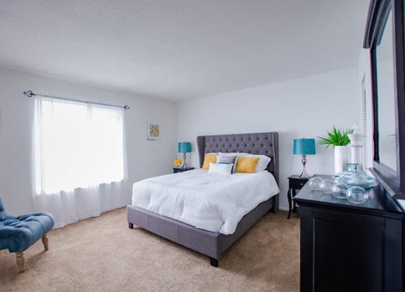Large Comfortable Bedrooms at The Lodge Apartments, Indiana, 46205