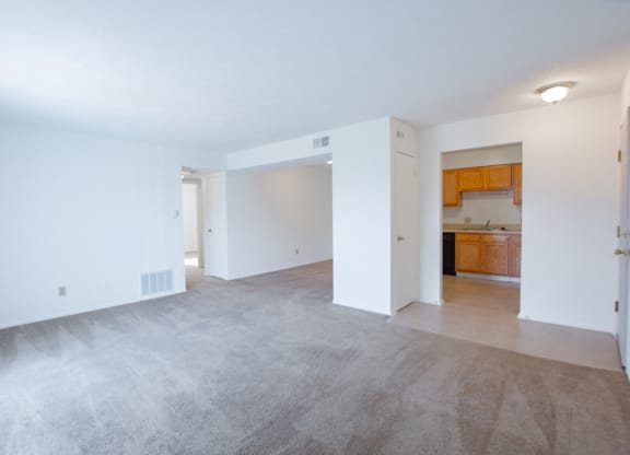 Full Carpeted Atrium at Waterstone Place Apartments, Indianapolis