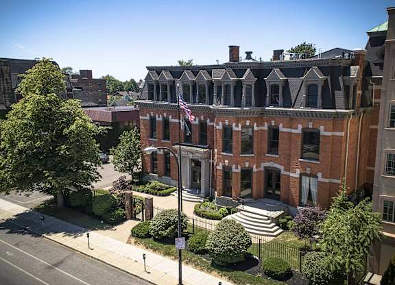 the building in which the hotel is located at The Knights @ 506 Delaware Apartments, Buffalo, NY