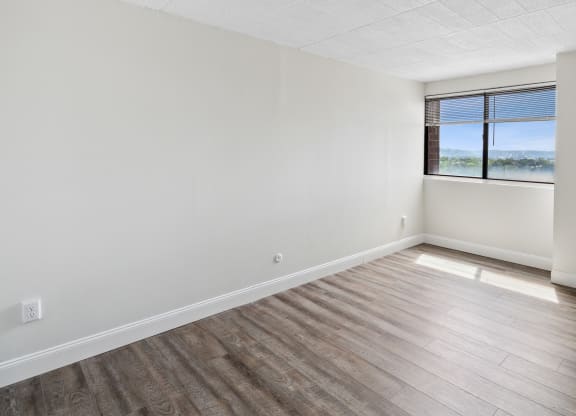 empty room at Walnut Towers at Frick Park, Pennsylvania