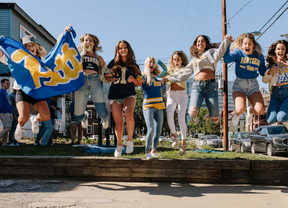 Pitt Students at University Commons, Oakland, Pittsburgh