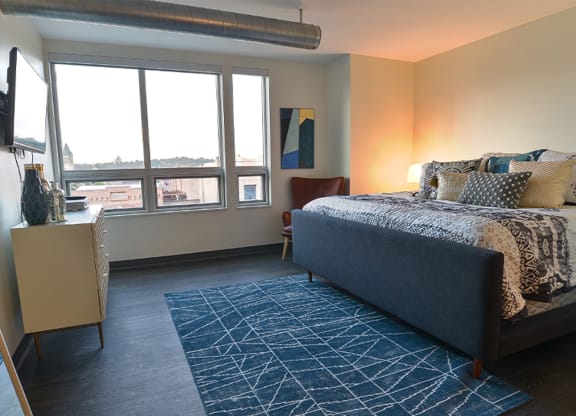 Penn 2 Bedroom Apartment at Walnut on Highland, Pittsburgh, PA
