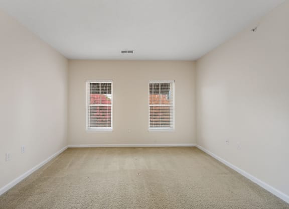 Carpeted Bedroom at Roebling Row, Covington