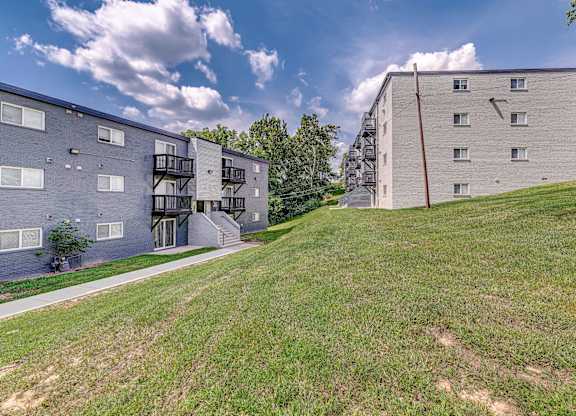 A grassy area at The Apex, Cincinnati, OH