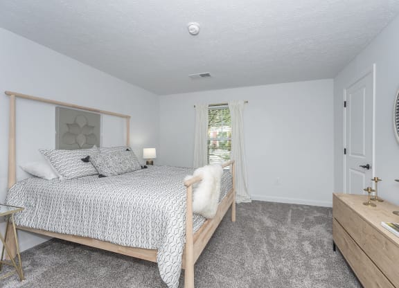 Well Appointed Bedroom at Galbraith Pointe Apartments and Townhomes*, Cincinnati, 45231