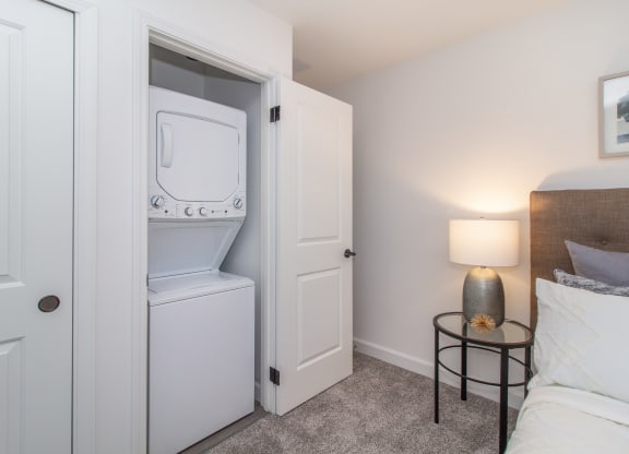 Bedroom Laundry Center at The Valley, Cincinnati, OH