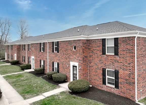 Exterior view of property at Meridian Court South, Indiana, 46217