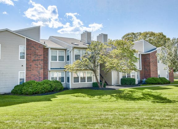 Exterior building at The Berryessa Apartments, Columbus, OH, 98104
